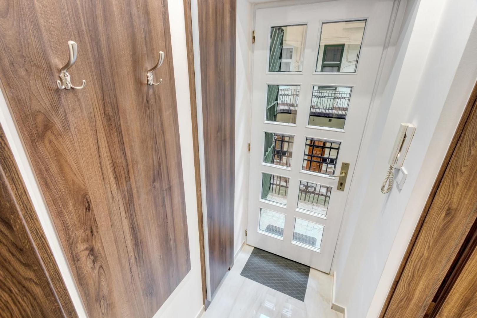 Mega Deal - Elegance - No Deposit Needed Budapest Exteriör bild